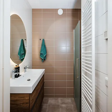 Poolside Escape With Sauna, Cleaning Included Voorthuizen