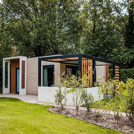 Holiday home Poolside Escape With Sauna, Cleaning Included *